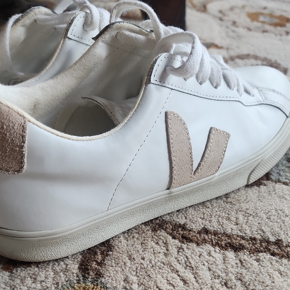 Veja Esplar White Sneakers - Picture 4 of 7